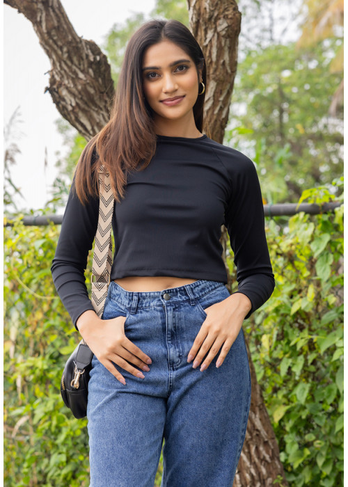 EDITH BLACK LONG SLEEVE TSHIRT